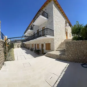 Luna Hotel Dhermi